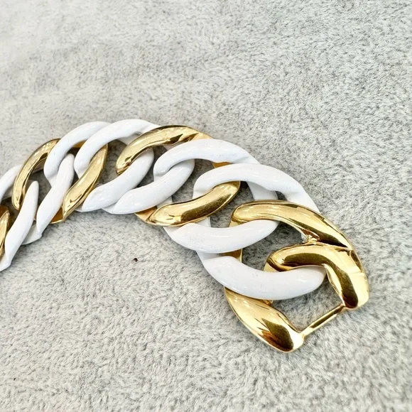 Vintage Signed Napier Shiny Gold Tone White Enamel Chunky Chain Link Bracelet - Picture 4 of 6